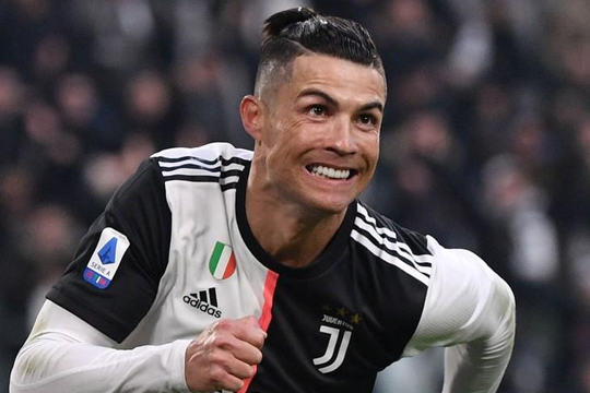 Ronaldo được khen ngợi vì nghĩ đến cầu thủ có thu nhập thấp