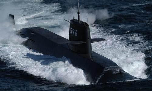 Tàu ngầm Nhật Bản lần đầu tập trận ở Biển Đông