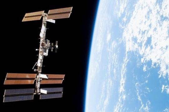 Nga - Mỹ cùng khẳng định lỗ hổng trên ISS không phải là lỗi sản xuất