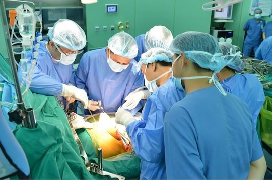 Lần đầu tiên Bệnh viện Đại học Y dược TP.HCM tự thực hiện kỹ thuật ghép gan
