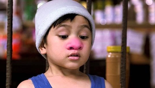 'Chiếc mũi đỏ'- Cậu bé 'Pinocchio' đến từ Philippines ra mắt khán giả Việt