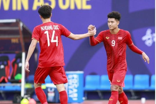 Hà Đức Chinh: 'Tôi rất vui và hạnh phúc khi ghi 4 bàn ở SEA Games'