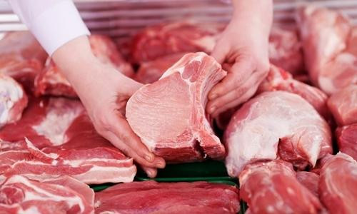 Thịt heo nhập khẩu giá rẻ tràn ngập thị trường