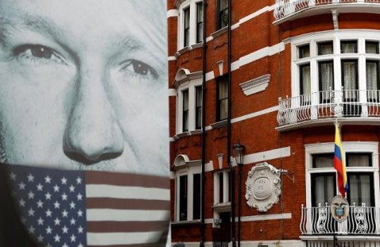 ‘Con đường đến Mỹ’ của ông Assange phải qua Thụy Điển và chướng ngại Brexit