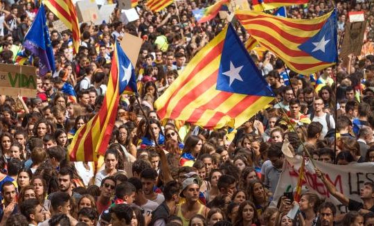 Thấy gì từ cuộc trưng cầu độc lập tại xứ Catalan ở Tây Ban Nha?
