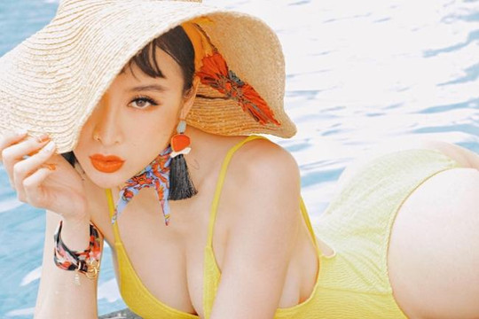 Angela Phương Trinh khoe thân hình nóng bỏng với bikini mùa hè