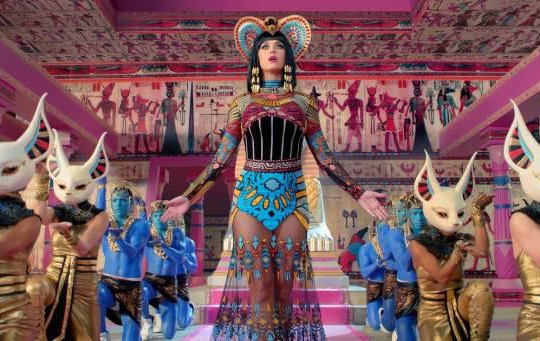 Ca khúc ‘Dark Horse’ của Katy Perry bị tòa kết luận đạo nhạc