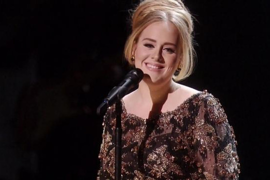 Adele 'đối đầu' với Beyonce tại Grammy 2017