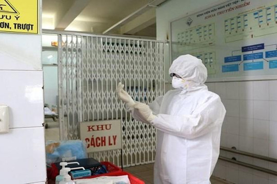 Việt Nam thêm 7 ca nhiễm COVID-19 từ nước ngoài về, bệnh nhân thứ 300 dương tính trở lại