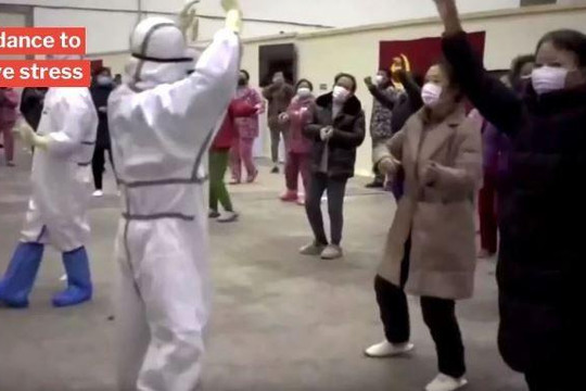 Bệnh nhân Trung Quốc nhún nhảy, lạc quan giữa tâm dịch Covid-19
