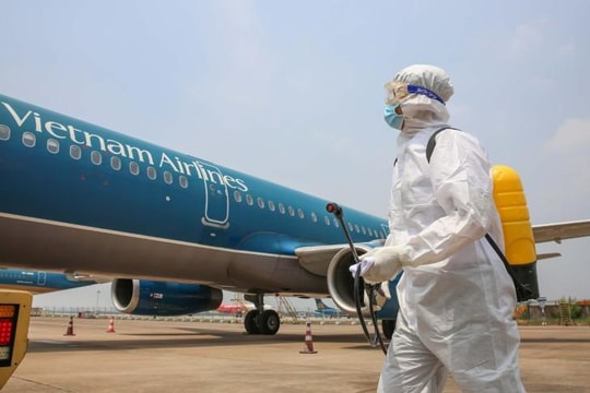 Thêm 3 chuyến bay có bệnh nhân COVID-19