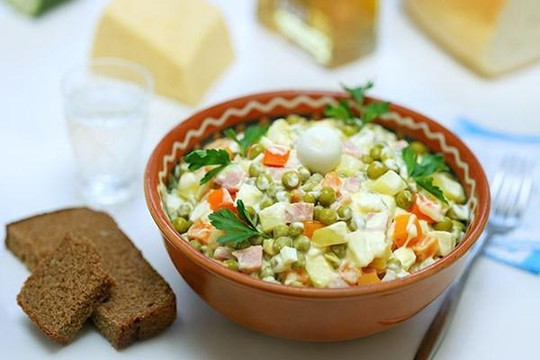 Salad Nga, món ngon của nước chủ nhà World Cup 2018, bạn đã ăn thử chưa?