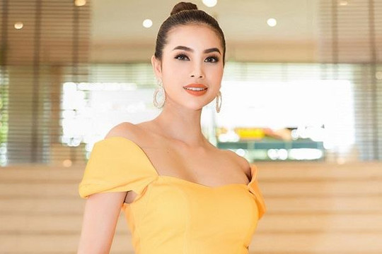 Hoa hậu Phạm Hương diện váy vàng kiêu sa