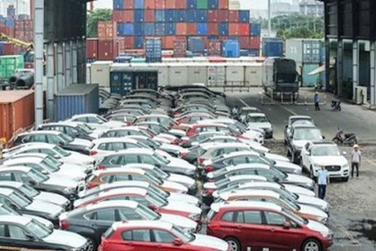 Ô tô nhập khẩu tăng gấp 7 lần năm 2018