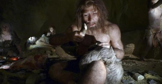 Người Neanderthal tuyệt chủng sớm hơn người Cro-Magnon vì quần áo kém chất lượng