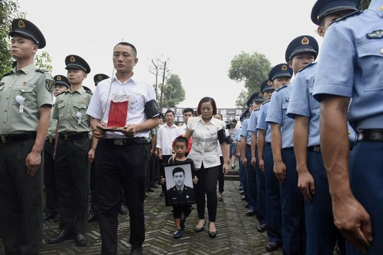Kỳ 1: Lính Trung Quốc chết vì súng ‘made in China’