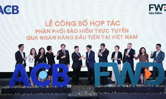FWD và ACB thiết lập hình thức e-bancassurance đầu tiên ở Việt Nam