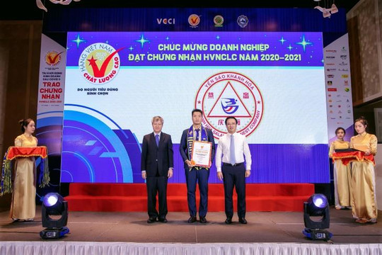 Yến sào Khánh Hòa lần thứ 12 nhận danh hiệu hàng Việt Nam chất lượng cao 2020