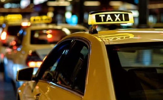 Bộ GTVT: Quy định 'đồng phục' đối với taxi là không phù hợp
