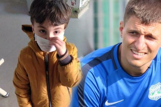 Cầu thủ Thổ Nhĩ Kỳ giết con trai 5 tuổi đang điều trị COVID-19