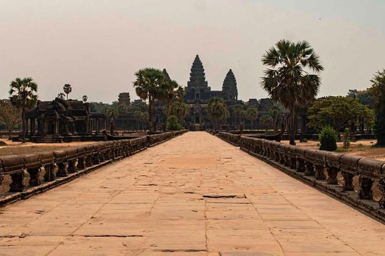 Có một Angkor lặng lẽ