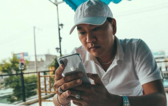 Sau 2 ngày, iPhone X tại Việt Nam 'bốc hơi' một nửa giá