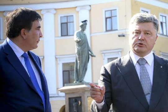 Tổng thống Ukraine chưa biết khi nào mới hết nghẹn với quả đắng mang tên Saakashvili