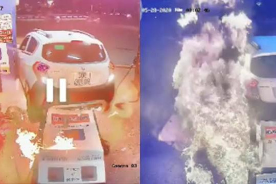Clip ô tô chạy lùi húc đổ cây xăng làm cháy xe máy ở Hà Nội