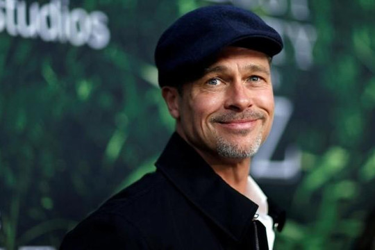 Brad Pitt khẳng định vẫn còn độc thân kể từ khi ly dị Angelina Jolie