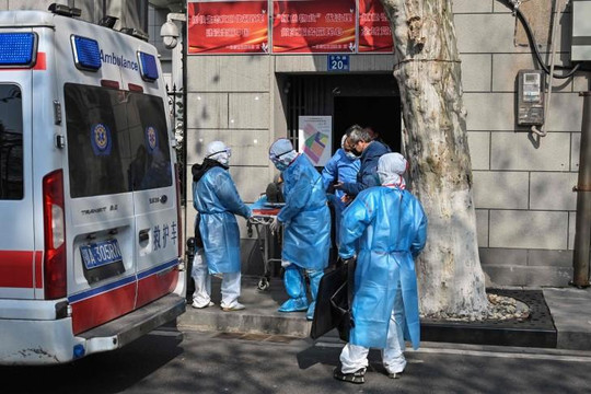 Quan chức Trung Quốc chối bỏ trách nhiệm chống coronavirus