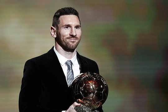 Messi giành Quả bóng vàng 2019, Ronaldo không đến dự