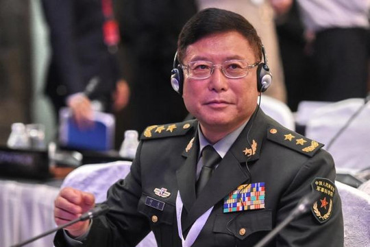 Tướng Trung Quốc lớn tiếng đòi xây cơ sở phòng thủ trên đảo nhân tạo ở Biển Đông