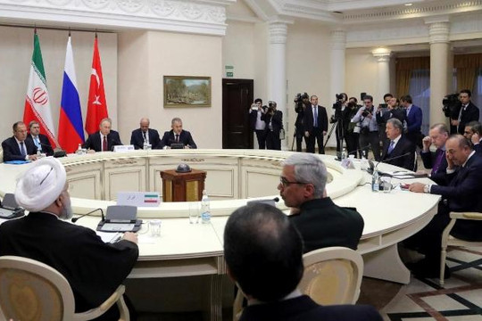Nga-Thổ Nhĩ Kỳ-Iran tự ra tuyên bố chung về tương lai Syria: Chủ quyền của Syria ở đâu?