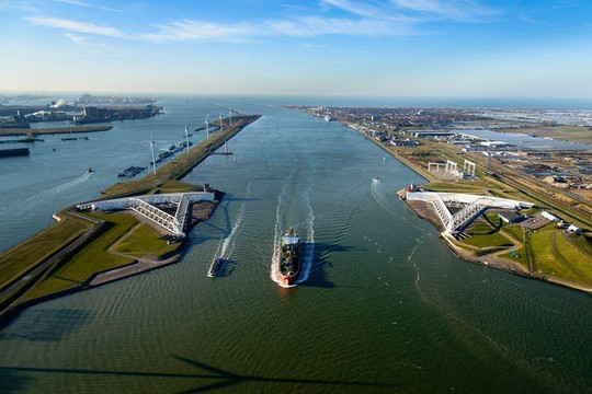 Những công trình kỳ vĩ giúp Hà Lan không bị chìm dưới nước