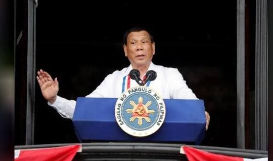 Tổng thống Philippines duyệt ngân sách quốc phòng 5,6 tỉ USD