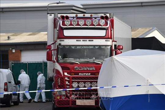 Vụ 39 thi thể người Việt trong xe container ở Anh: Bắt giữ 26 người liên quan