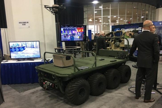 Quân đội Mỹ trang bị robot vận tải khiến binh lính rảnh tay hơn