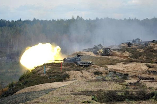 Tổng thống Putin đưa Quân đoàn xe tăng Liên Xô trở lại, NATO giật thót mình