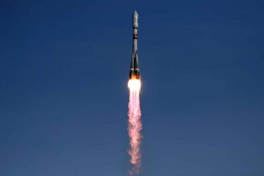 Nga sắp ra mắt tên lửa vũ trụ dùng rượu ethyl làm nhiên liệu