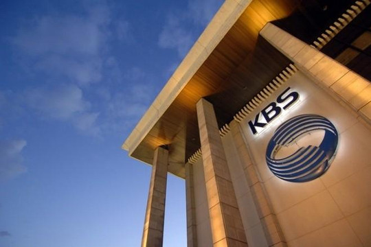Điều tra vụ nhà vệ sinh nữ của đài KBS bị gắn camera quay lén