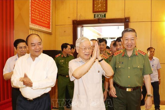Tổng bí thư Nguyễn Phú Trọng chỉ đạo Hội nghị Đảng ủy Công an Trung ương