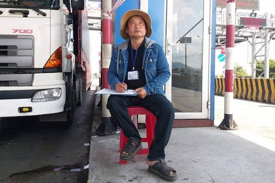 Bộ GTVT nói về vụ dân dựng lều tự đếm xe qua trạm BOT Ninh Lộc