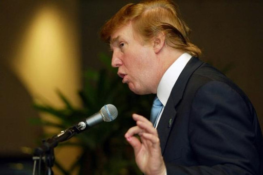 Nhìn lại kiểu tóc 'trứ danh' của Tổng thống Mỹ Donald Trump qua các bức ảnh