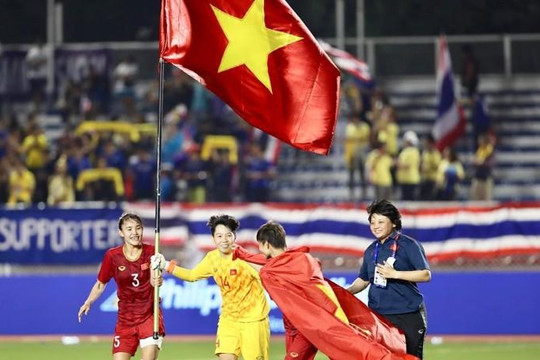 Được thưởng 22 tỉ đồng nhờ vô địch SEA Games, tuyển nữ Việt Nam trích 1 tỉ làm từ thiện