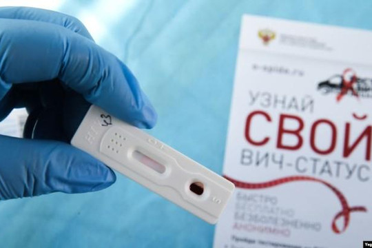 Đối với bệnh nhân HIV ở Nga, dịch COVID-19 đang làm mọi việc thêm tồi tệ