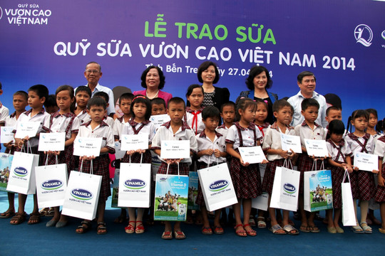 Quỹ sữa Vươn cao Việt Nam vươn xa đến mọi miền Tổ quốc