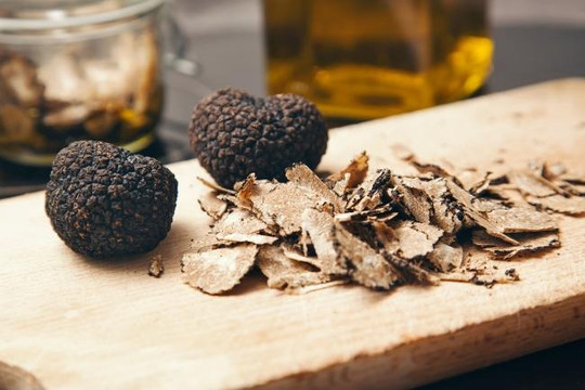 Nấm truffles, 'mỹ vị' trần gian gây nghiện