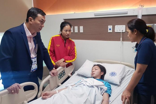 Vất vả thắng Thái Lan giành HCV SEA Games, nữ tuyển thủ Việt Nam nhập viện cấp cứu vì kiệt sức