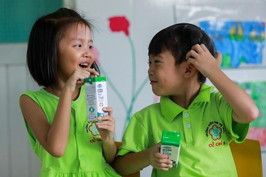 Sữa học đường TP. HCM: Chương trình nhân văn đem lại nhiều niềm vui cho con trẻ