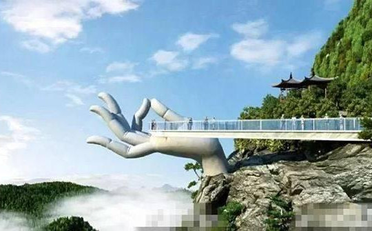 Xôn xao khi Trung Quốc mở cửa cây cầu có thiết kế giống cầu Vàng ở Việt Nam